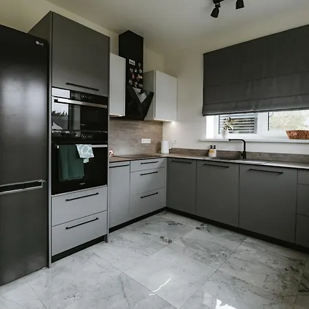 Modern For Families -nature,comfort And Space Feriehus *